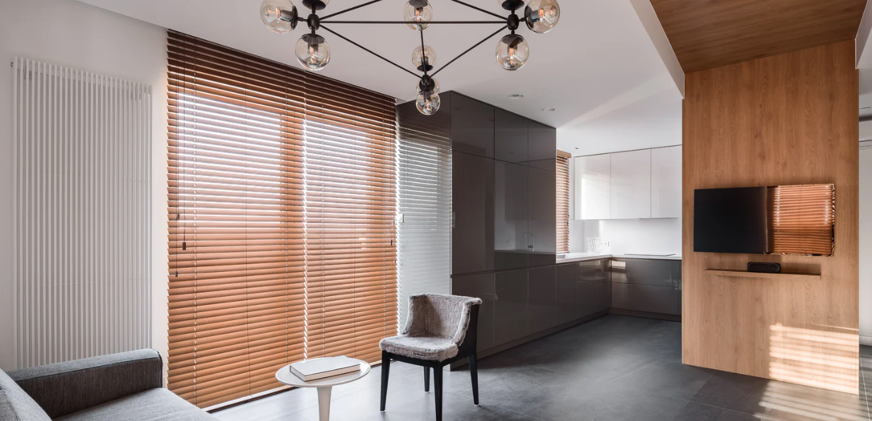 Blinds banner